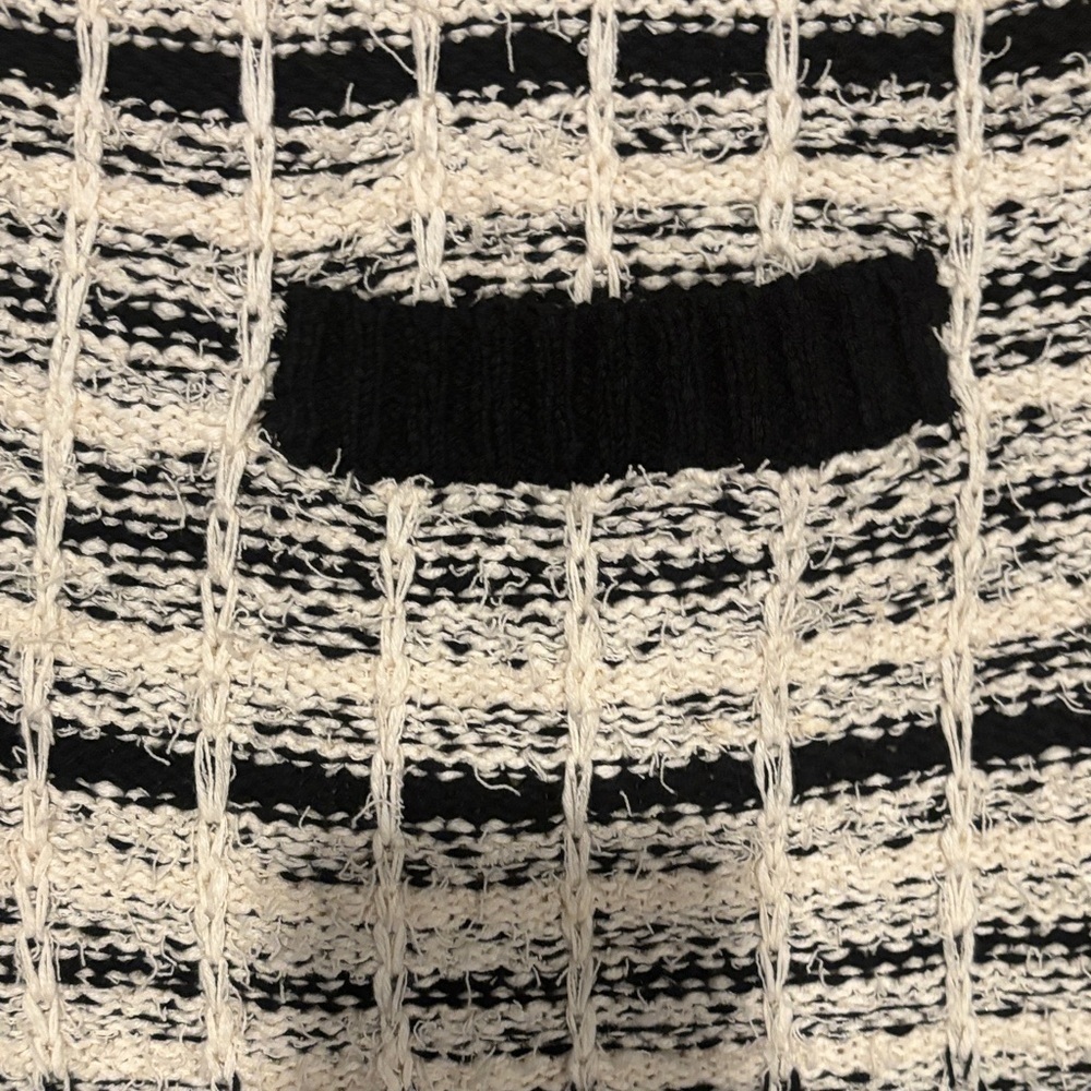 Maeve Black and Cream Textured Knit Vest size M - Picture 5 of 5